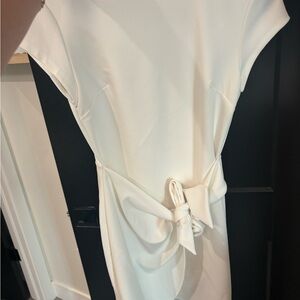 Express Professional Cream Dress with Elegant Design